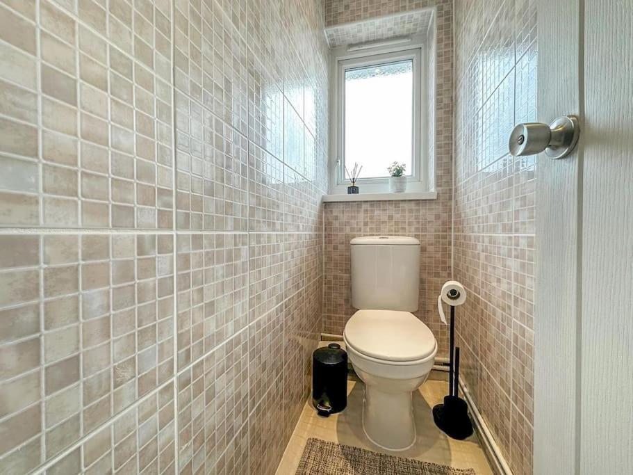 New Cosy Luxury 3 Bedroom House In Battersea ลอนดอน ภายนอก รูปภาพ